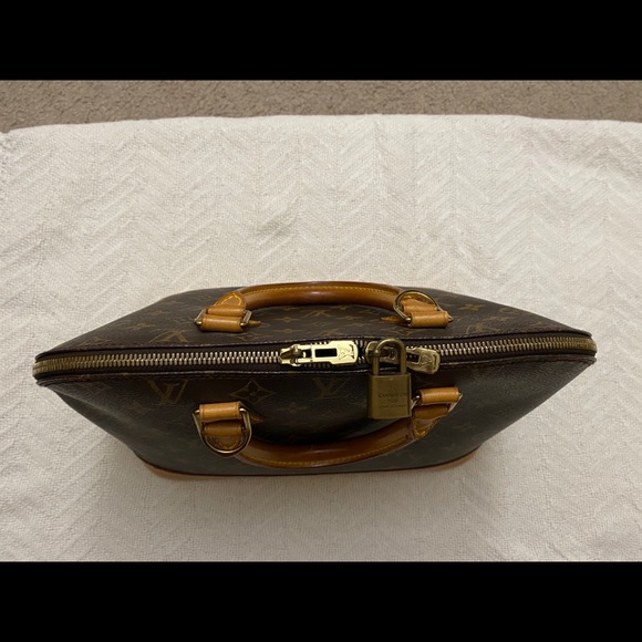 LV Monogram - Alma - Picture 4 of 10